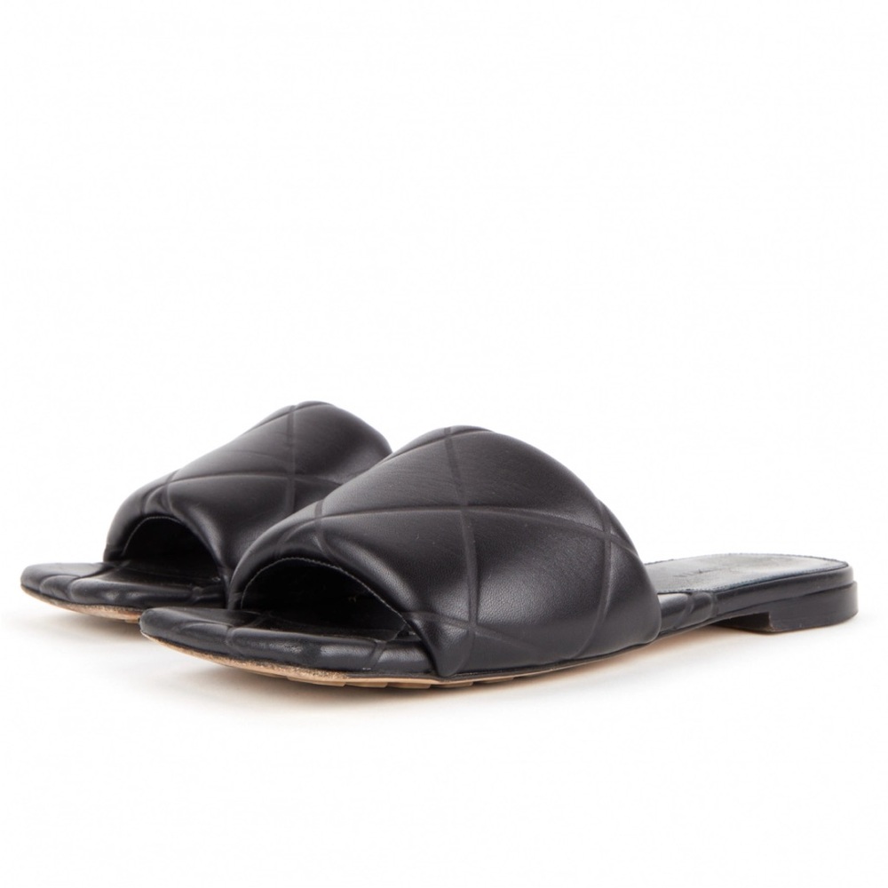 Bottega Veneta Padded Flat Lido Leather Mules Black with Square Toe 37.5